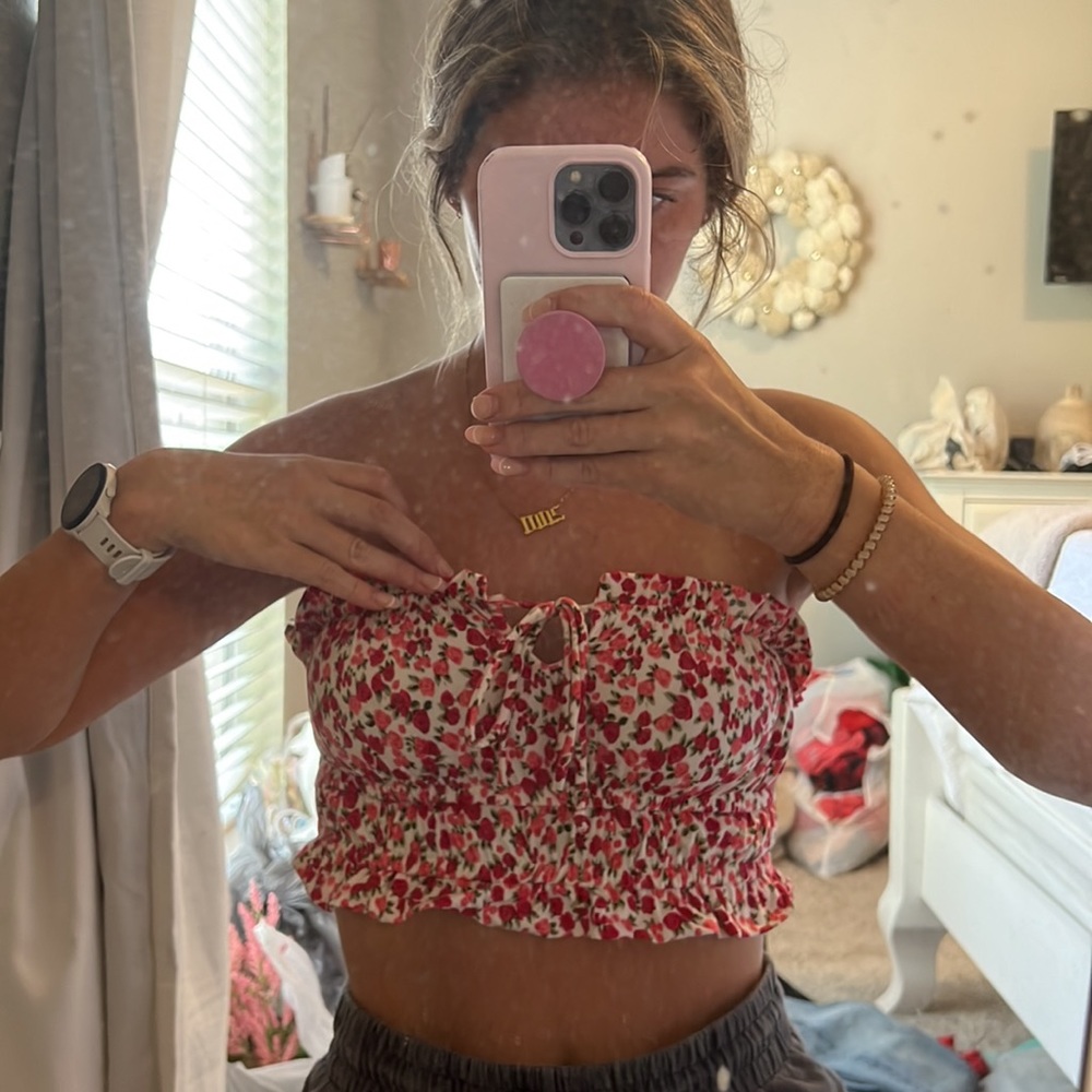 Urban outfitters floral crop top